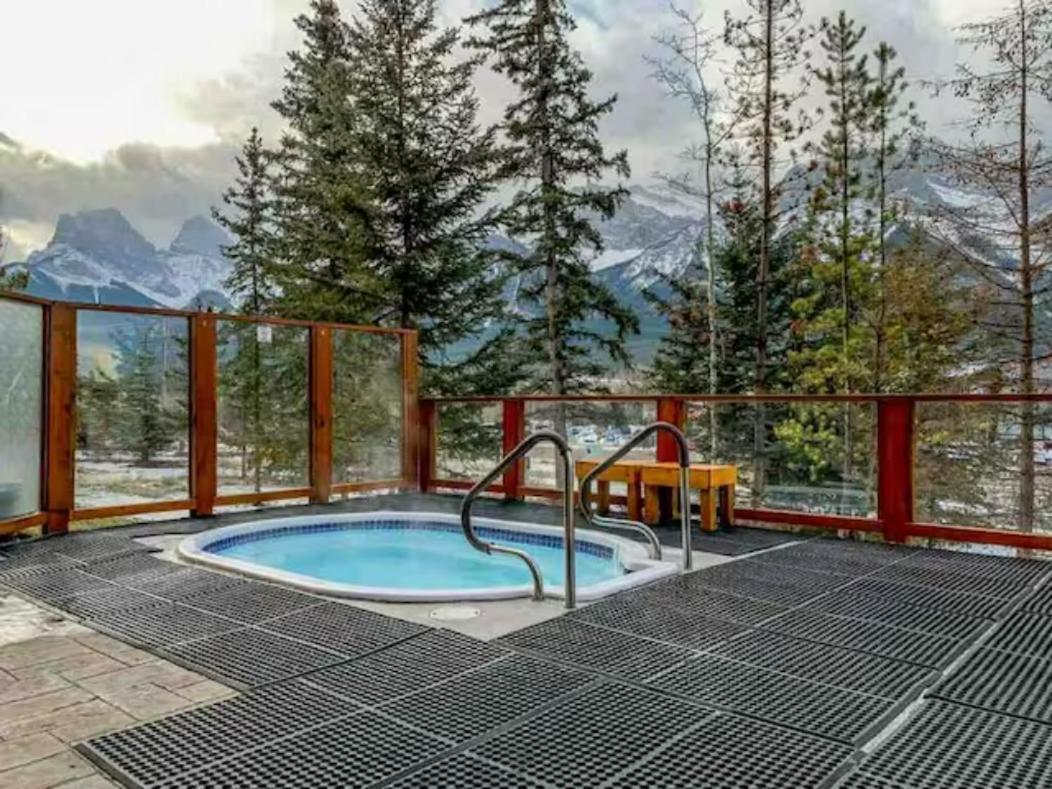 Falcon Crest Lodge 1 Bedroom Condo With Gym & Hot-Tubs & Mountain View Canmore Eksteriør bilde
