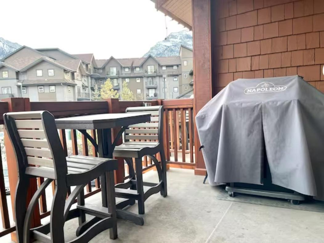 Falcon Crest Lodge 1 Bedroom Condo With Gym & Hot-Tubs & Mountain View Canmore Eksteriør bilde